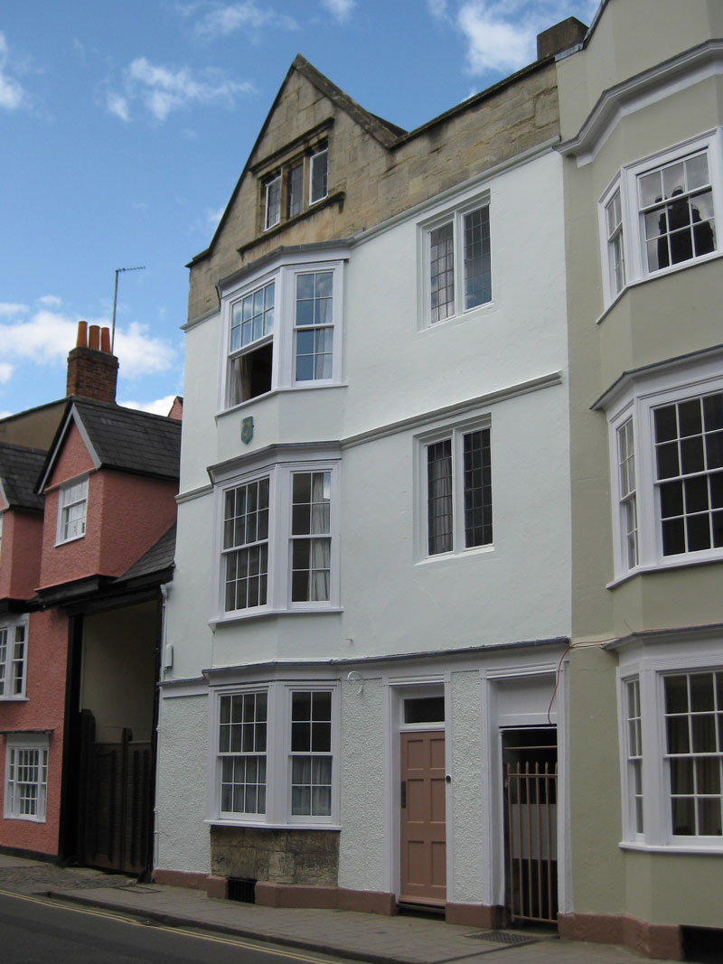 29 Holywell Street