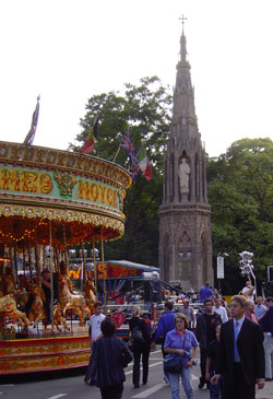 Roundabout and Martyrs' Memorial