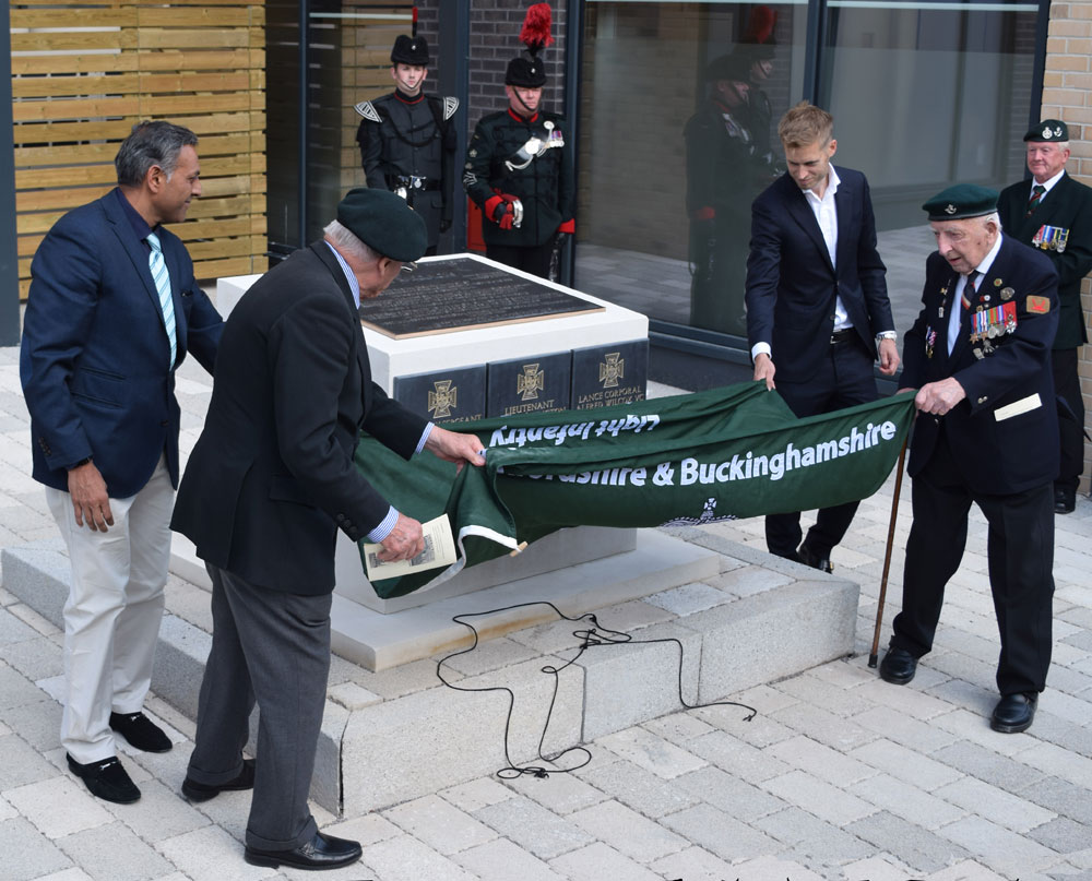Unveiling of plinth
