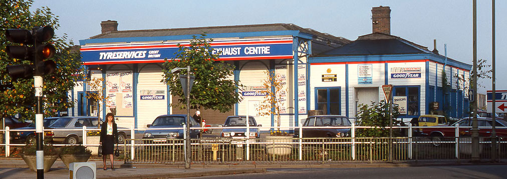 Tyre fitting
