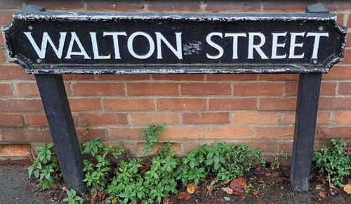 Walton Street top