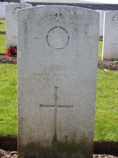 Raymond Drew's grave